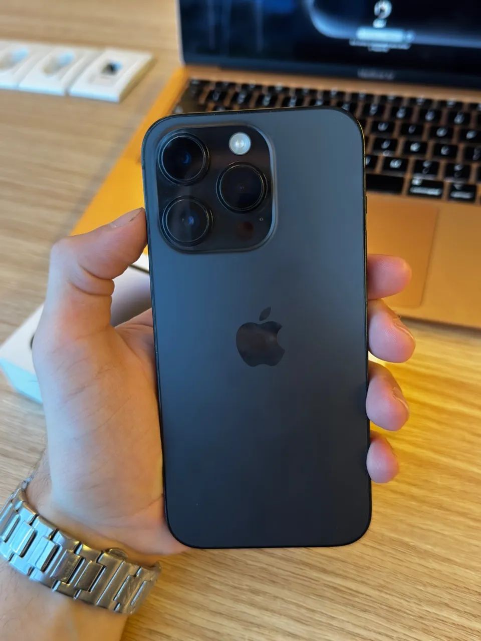 iPhone 14 Pro - Foto 2