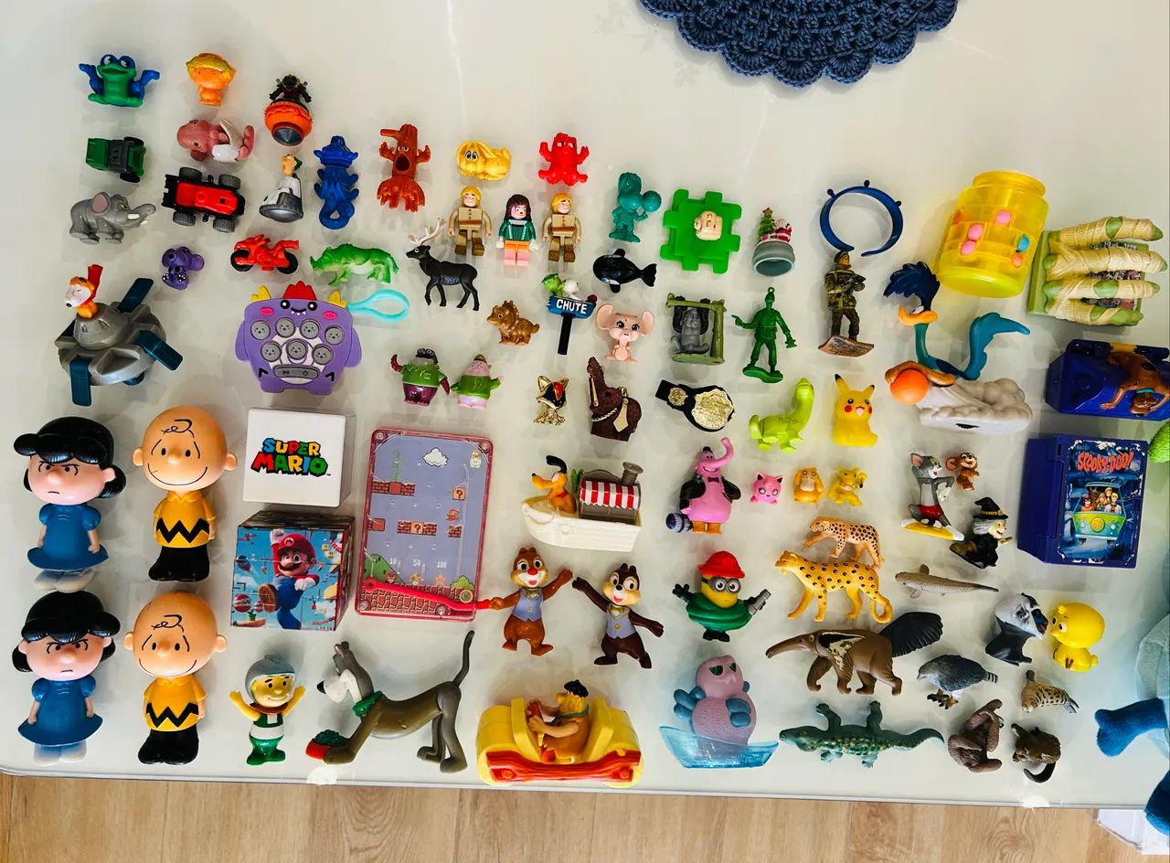 Lote de brinquedos e miniaturas  - Foto 3