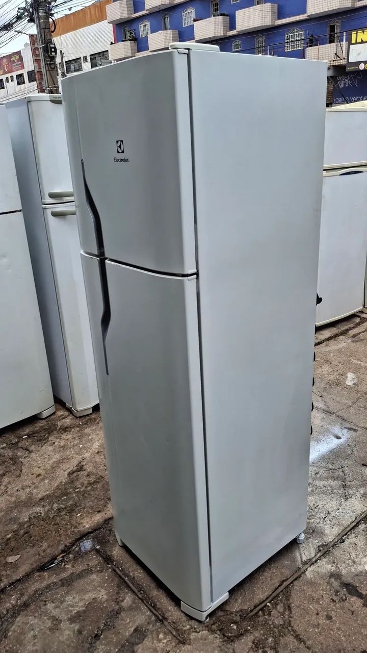 GELADEIRA ELECTROLUX DUPLEX FROST FREE CONSERVADA  - Foto 2