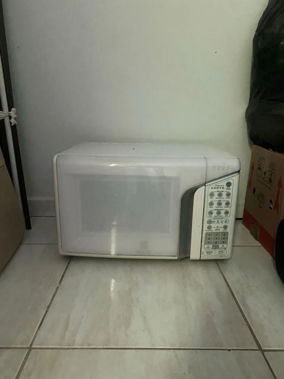 Vende-se microondas Electrolux  - Foto 2