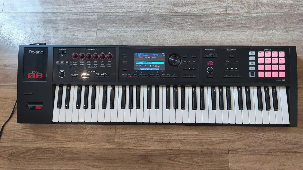 Roland FA 06 impecável  - Foto 2