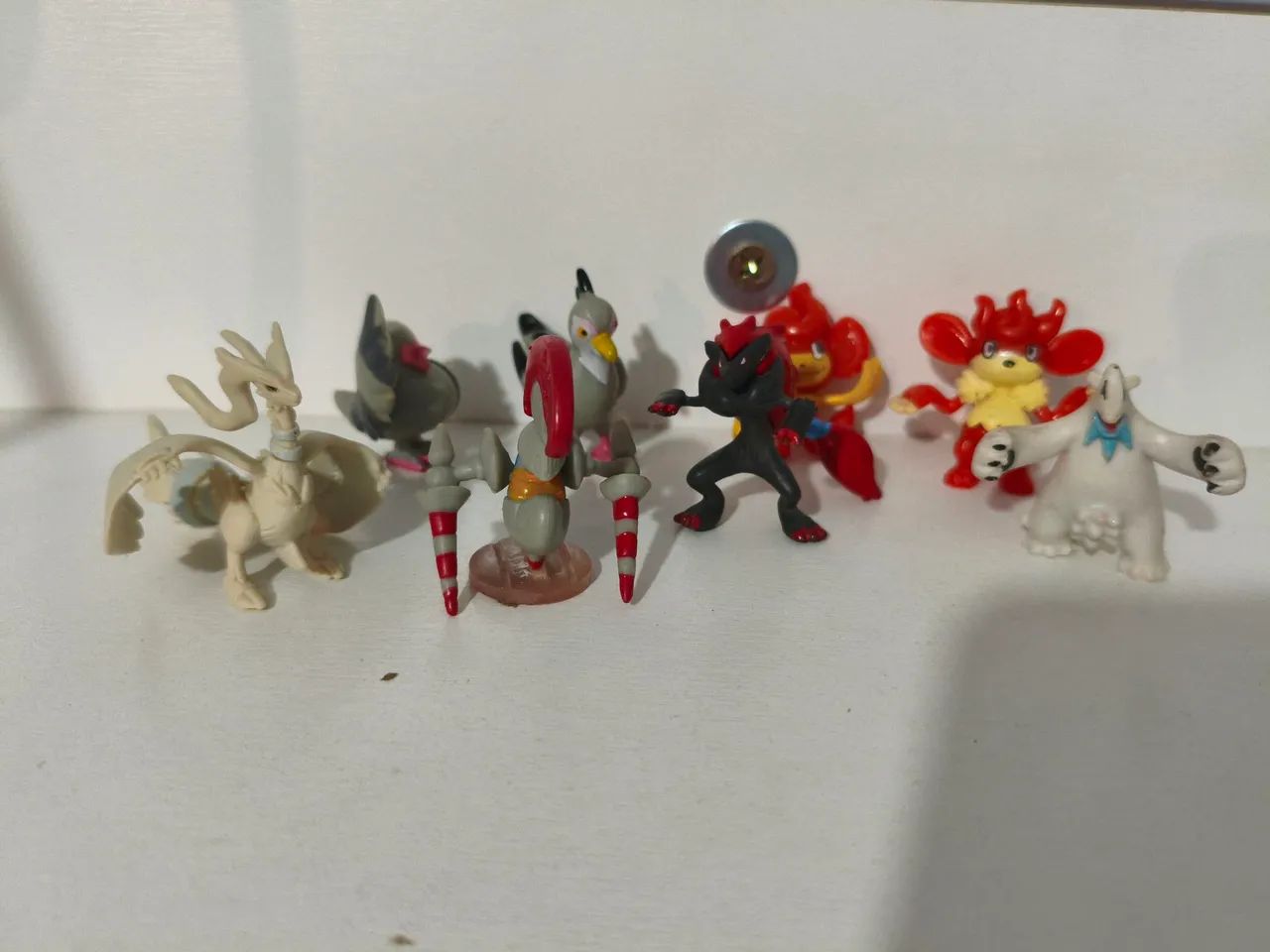 Lote 8 miniaturas Pokémon 5ª Geração (5C)