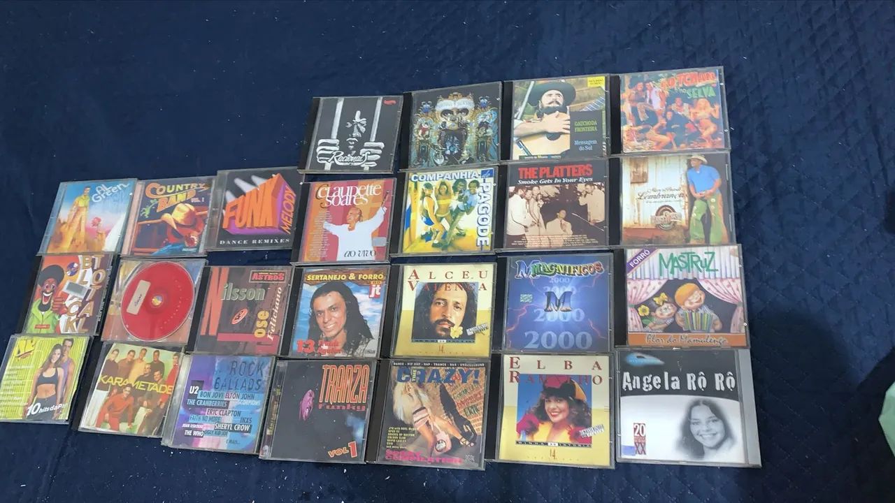 Vendo cds 415081569893099520