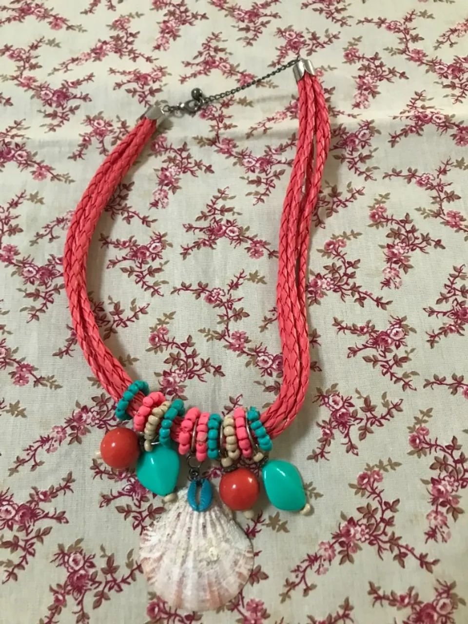 Colar Praiano Com Concha Salmão - Foto 3
