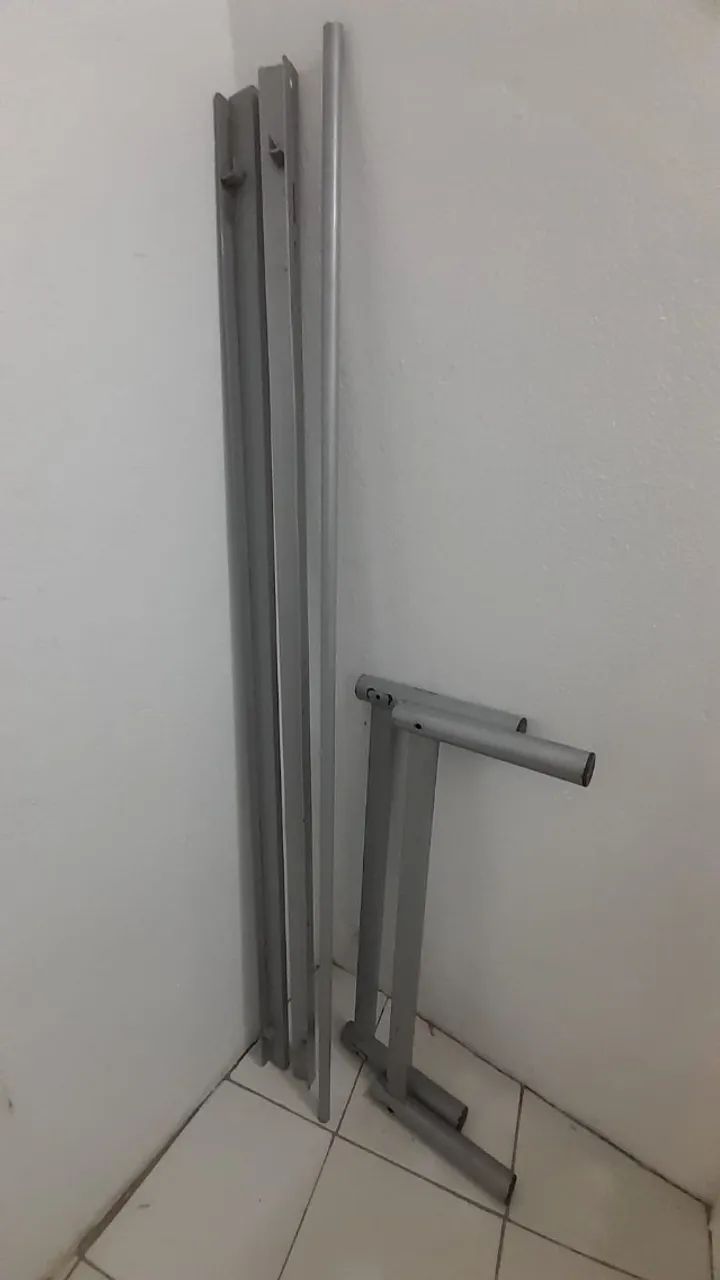 Vende cama beliche de ferro - Foto 4