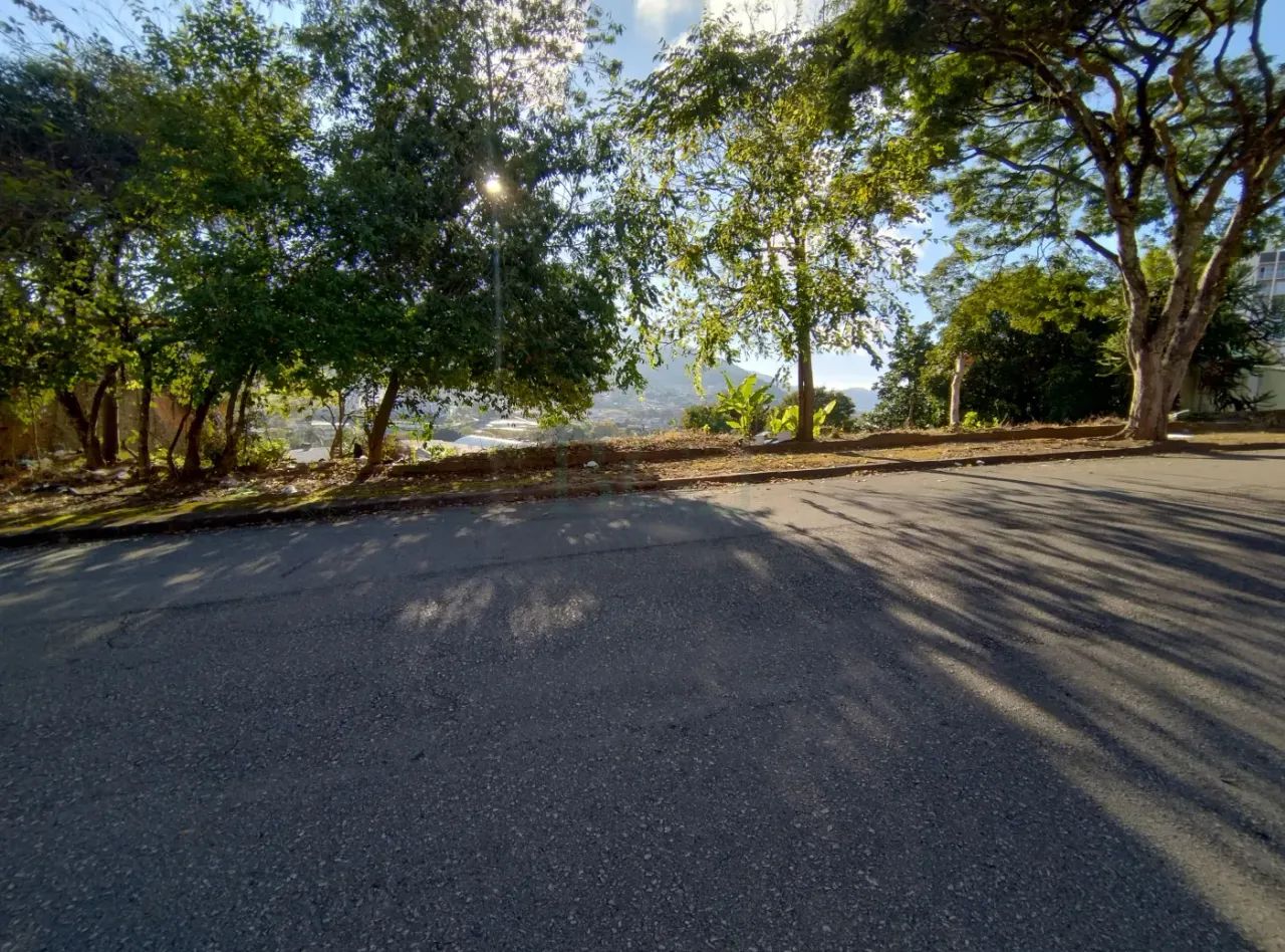 Terrenos Padrão em Poços de Caldas - Foto 4