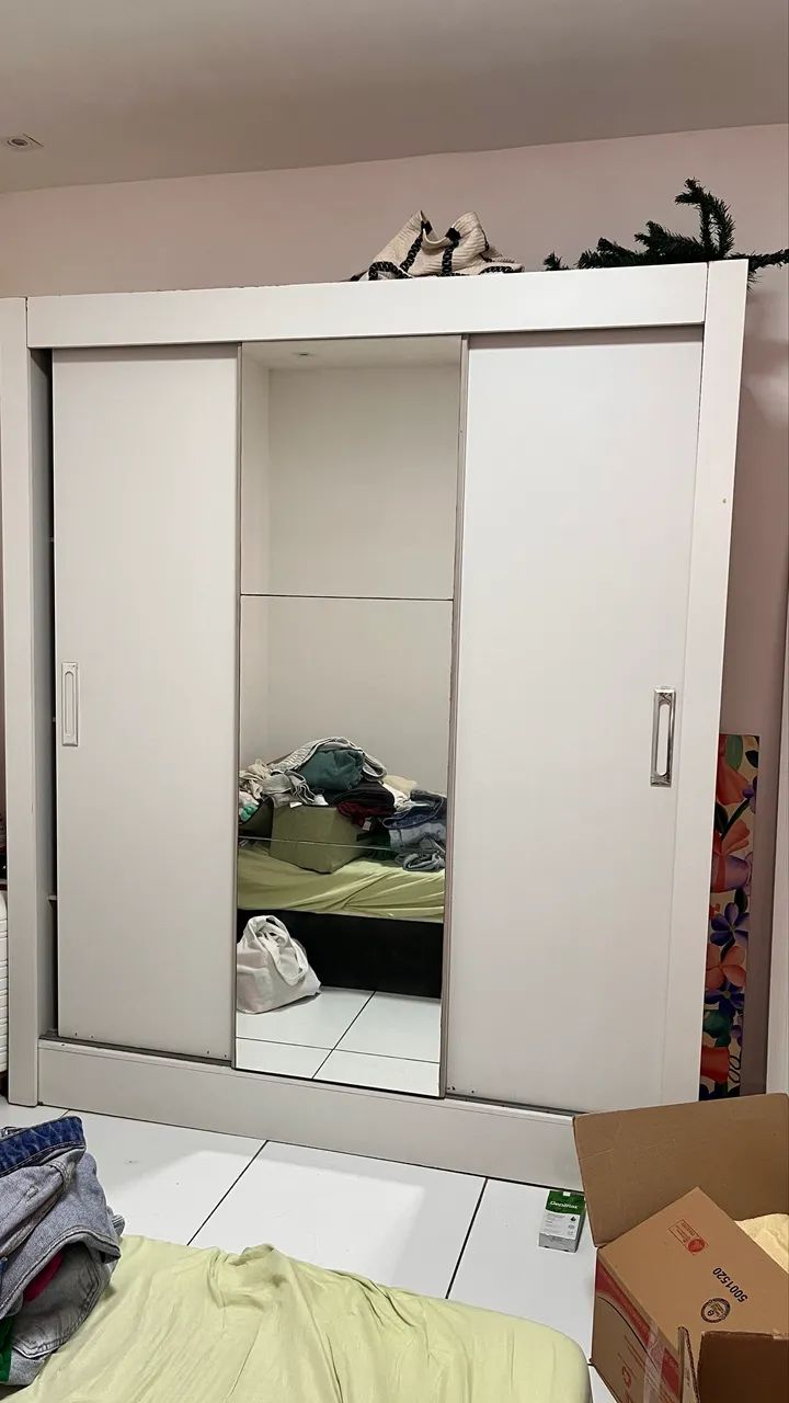 Guarda roupa solteiro 