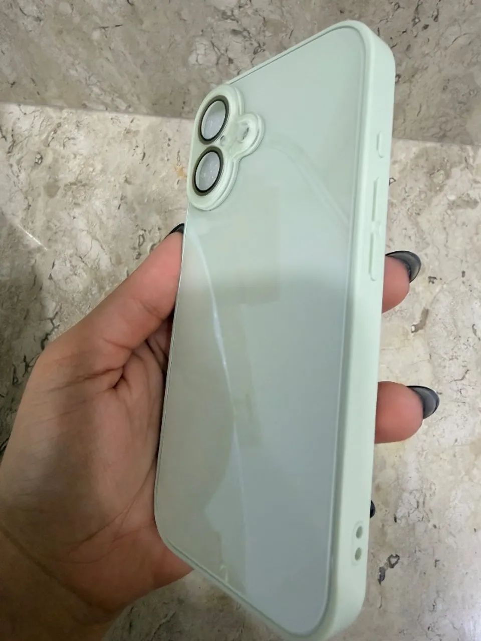 Capinha espelhada IPhone 17 verde - Foto 3