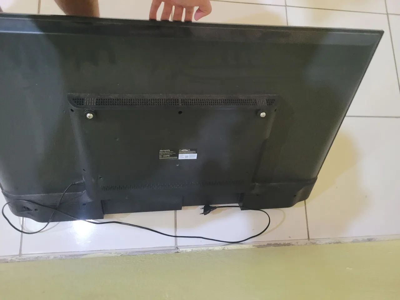 Vendo TV aiwa com defeito  - Foto 3