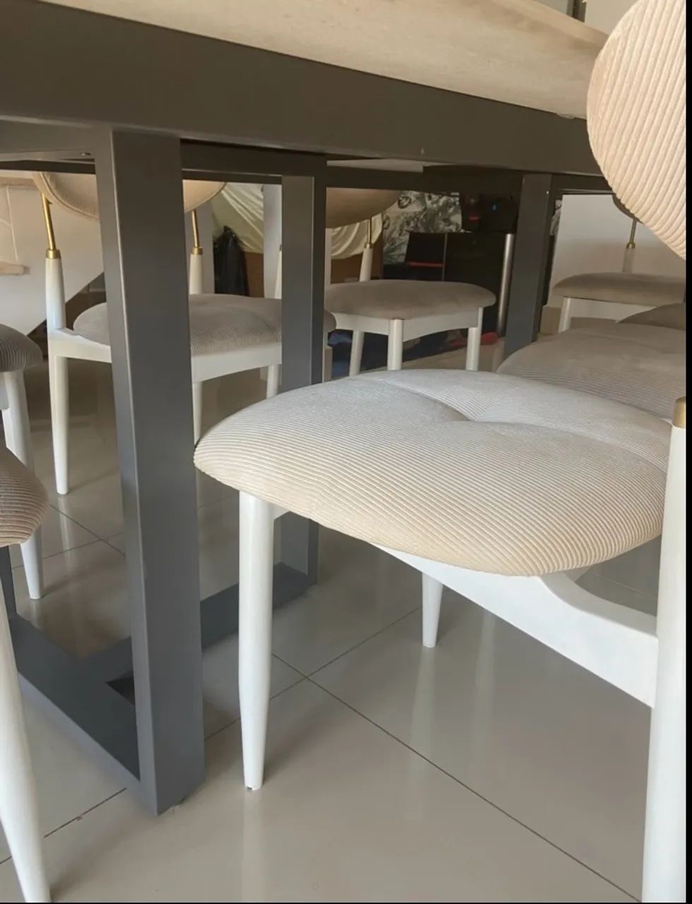 Mesa com tampo de mármore  - Foto 2