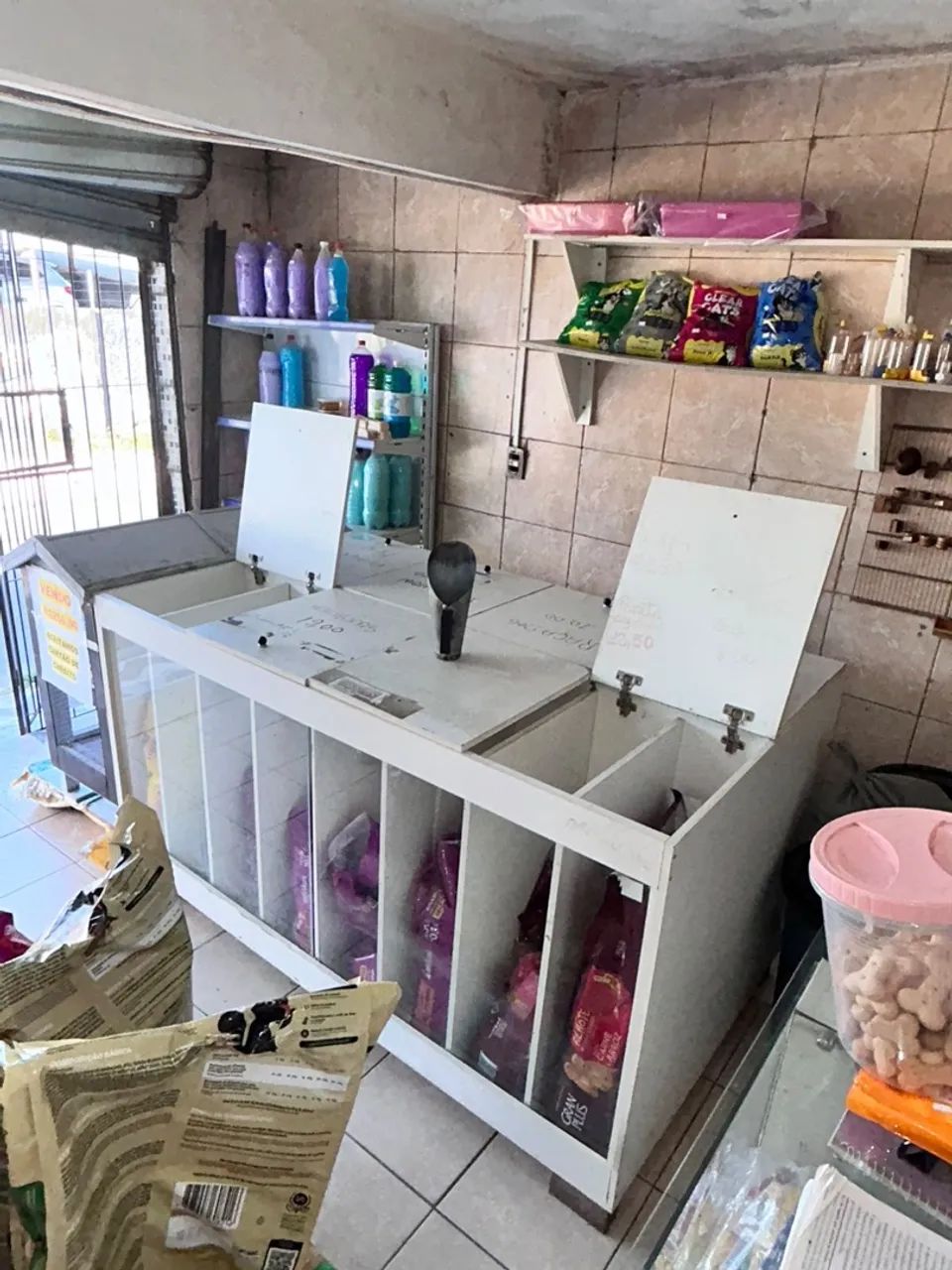 Balcão urna, e porta ração  - Foto 4