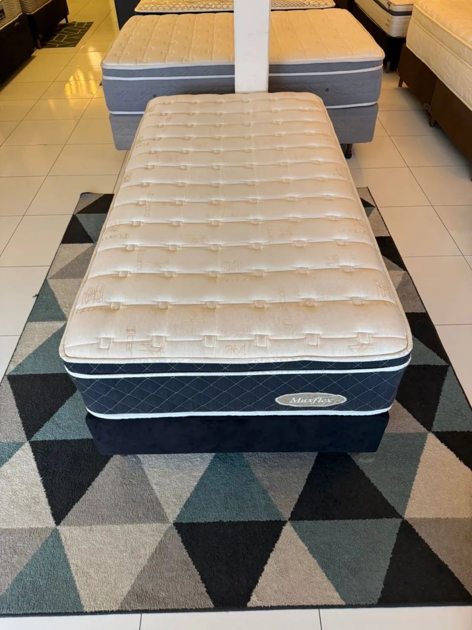 Cama de Solteirão MAXFLEX SEMINOVA TOP - Entrego!  - Foto 4