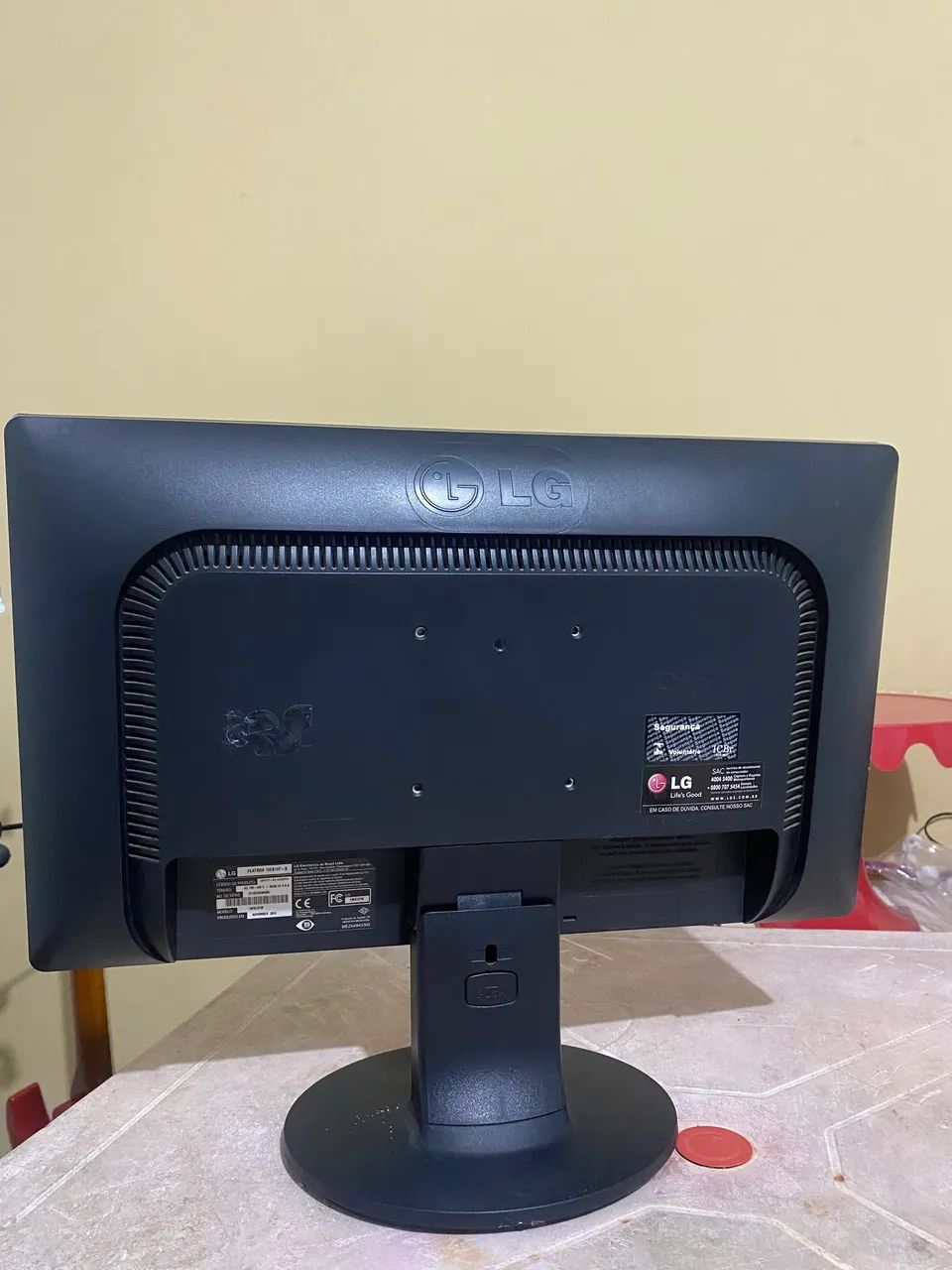 Monitor   LG Flatron W1941S - Foto 4