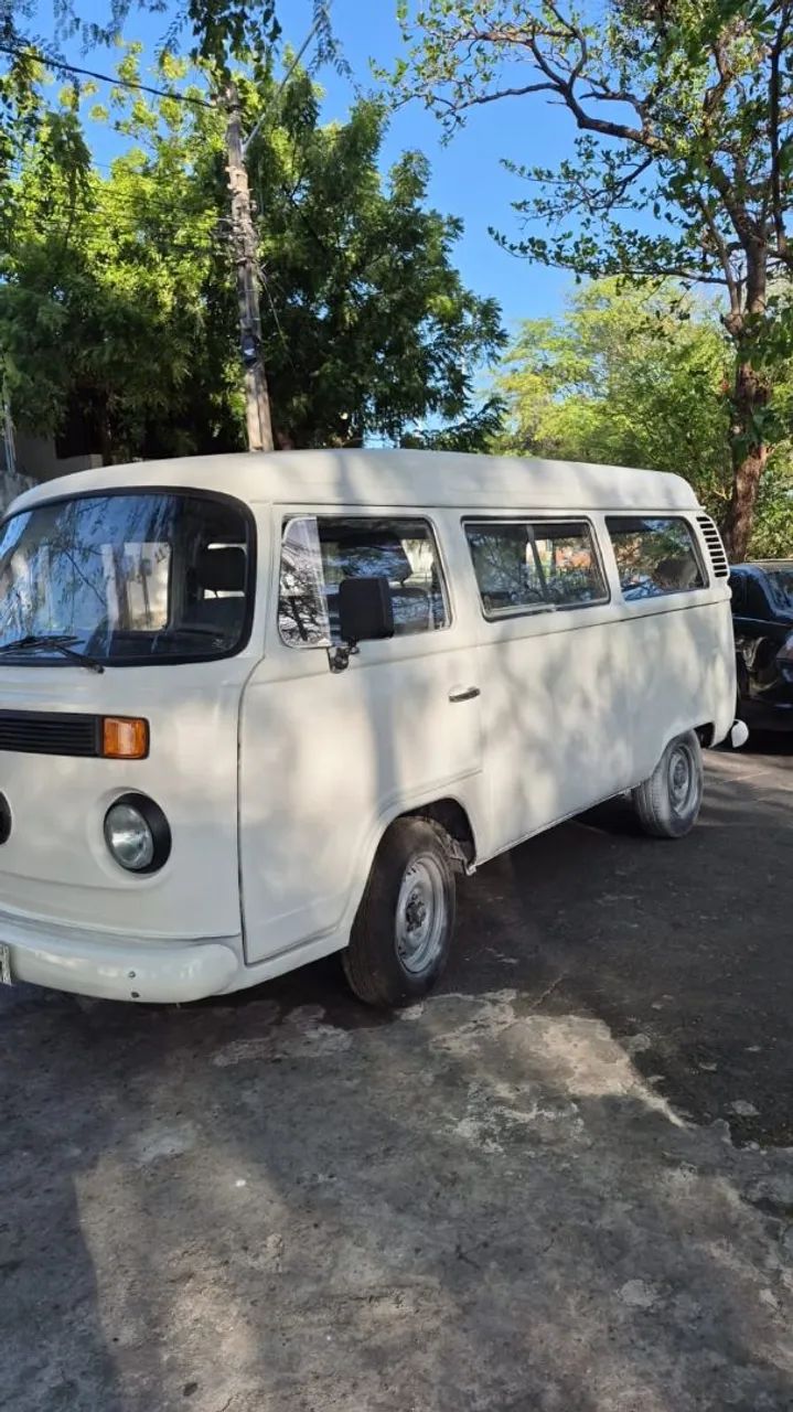 Volkswagen Kombi Standard/ Luxo/ Serie Prata 1999