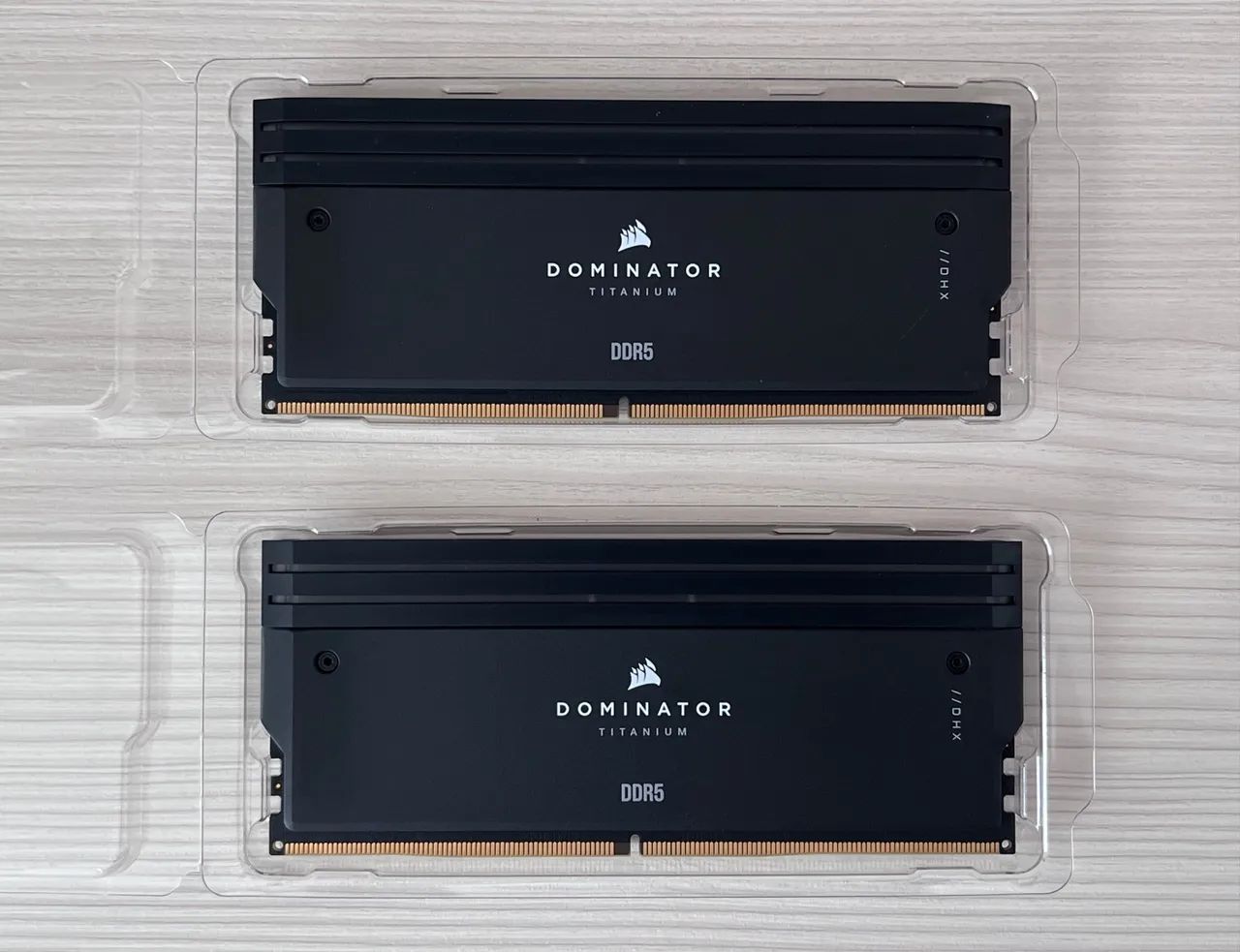 RAM DDR5 48Gb 2x24 Corsair Dominator Platinum 7000MT/s