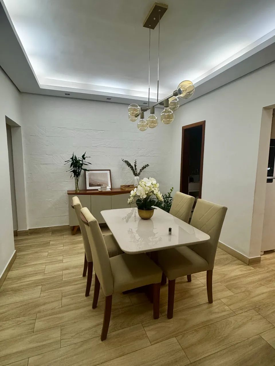Conjunto de mesa e cadeiras  - Foto 3