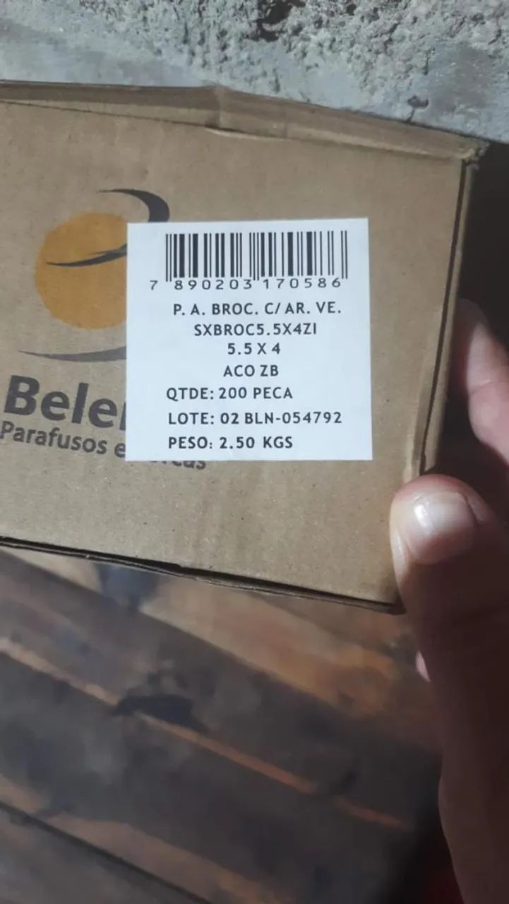 Parafusos com broca 