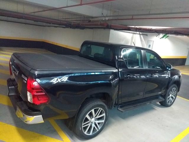 Hilux Preta Automática 2017/2017 Rodas Aro 20 Top - Foto 8