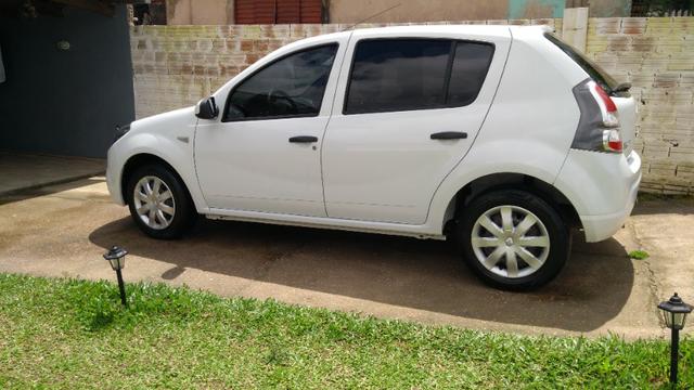 Sandero 1.0 completo .excelente carro - Foto 6