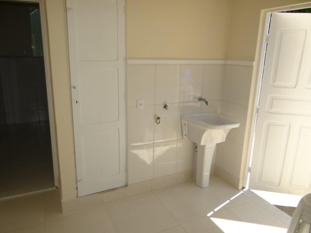 Casa de 2 quartos e quintal na Rua Atílio Maroti - Foto 11