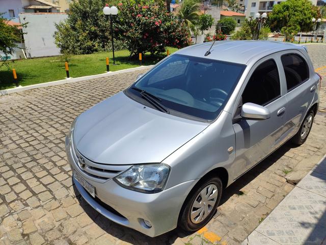 Etios 1.3 x automático 2017