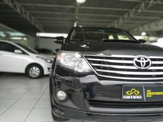 TOYOTA HILUX SW4 2013/2013 3.0 SRV 4X4 7 LUGARES 16V TURBO INTERCOOLER DIESEL 4P AUTOMÁTI - Foto 12