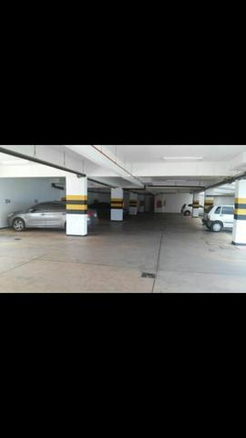 Vende-se Flat mobiliado. Ótima localização - Foto 5
