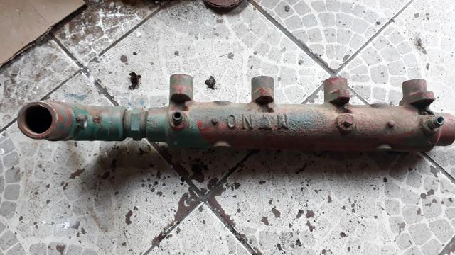 Mufla do motor diesel de gerador,compresor marca onan ,impecavel,pergunte - Foto 2