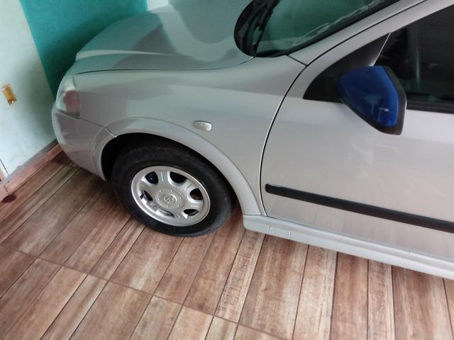 Vendo astra sedan 2005