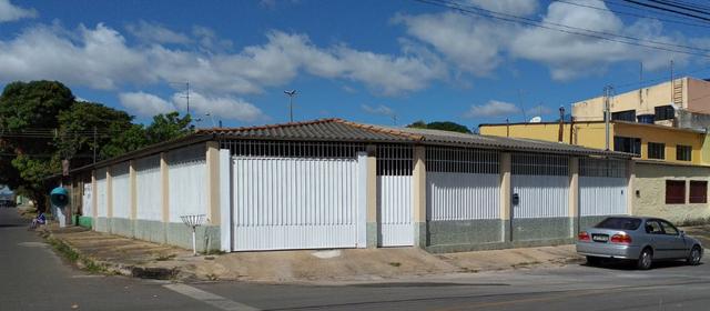 Excelente casa QD 307 Rec das Emas