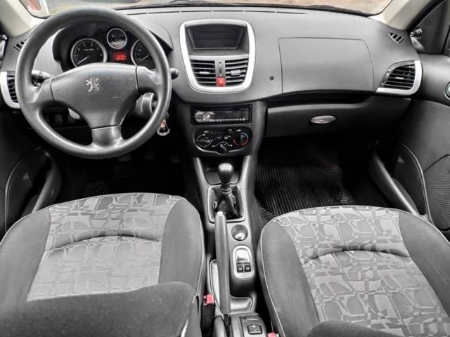 Peugeot 207 Sedan PASSION XR 1.4 2011 COMPLETO (FINANCIA TOTAL) - Foto 9