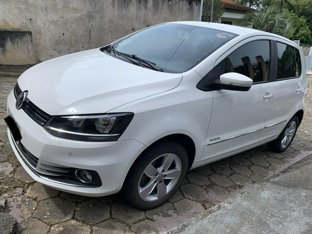 Vendo Volkswagen Fox Highline i motion 1.6 120cv automatizado - Foto 5