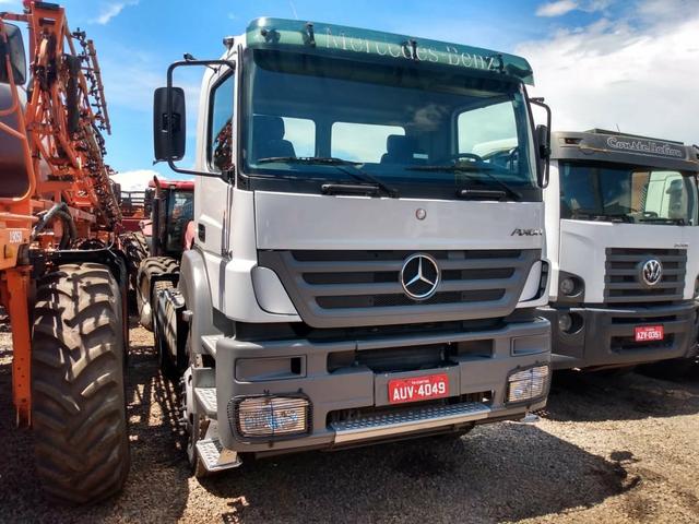 Cavalo Mecânico MBB 3344