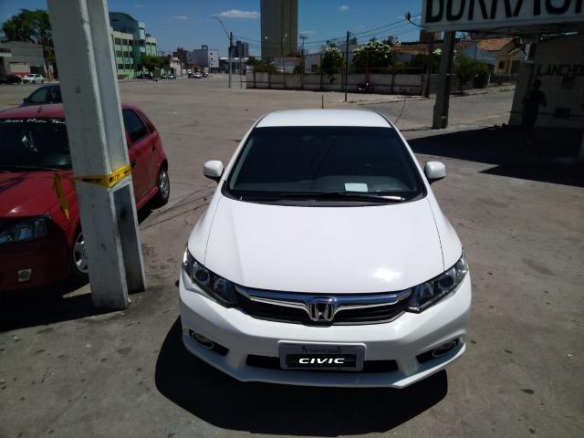 Honda Civic LXS 1.8 13/14 - Foto 2