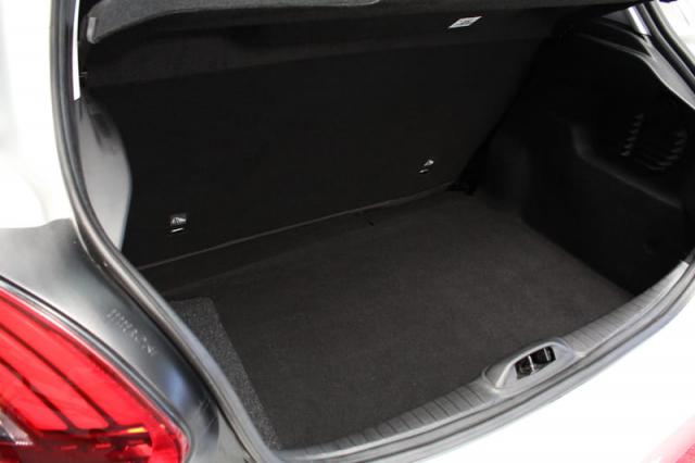 PEUGEOT 208 Active 1.2 Flex - Foto 15