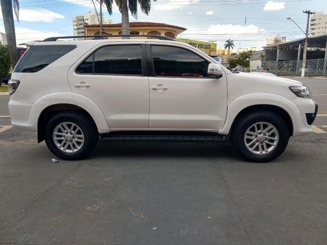 Hilux SW4 Srv Aut Diesel 7L 2012/2012 - Foto 5