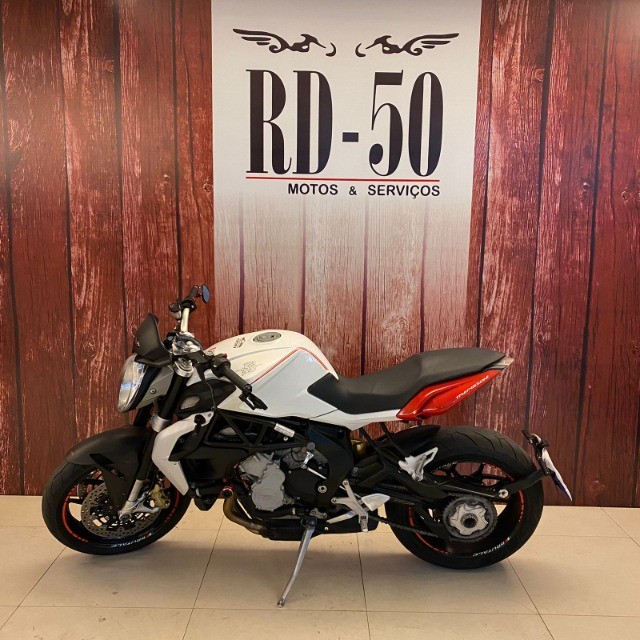 MV AGUSTA / BRUTALE 800, 2014/2014, 24600 KM