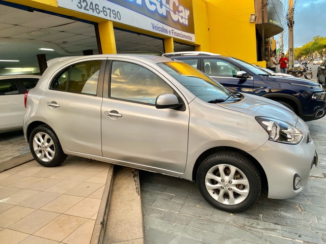 NISSAN MARCH 2015 1.0 SV