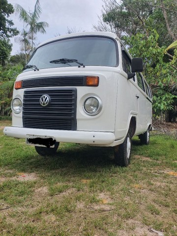 KOMBI 2010 R$32.000 102.000KM