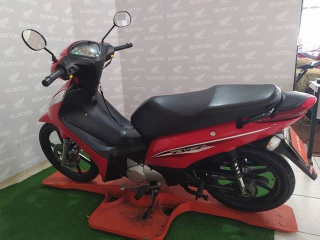 HONDA BIZ 125 P