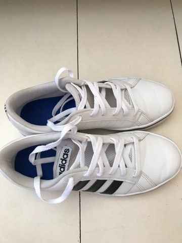 tenis adidas hwi 28y001