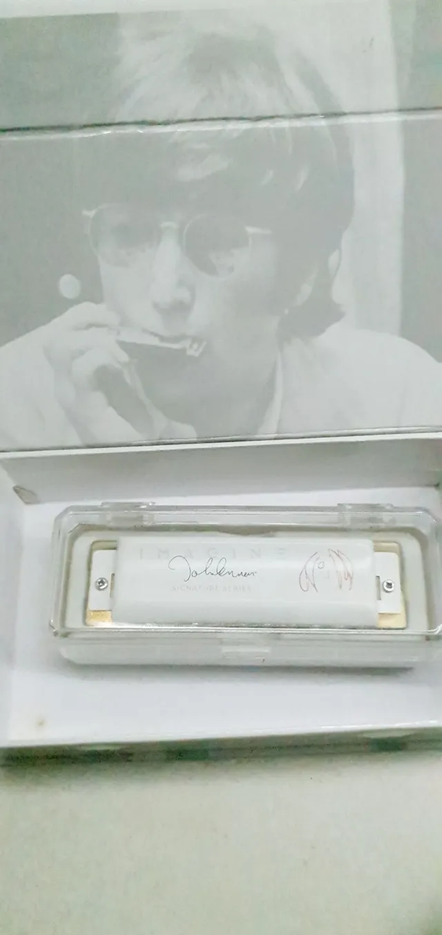 Harmônica Hohner John Lennon Signature C