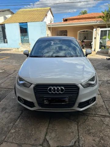 VOLKSWAGEN - SAVEIRO - 2012/2013 - Branca - R$ 55.800,00 - Audicar