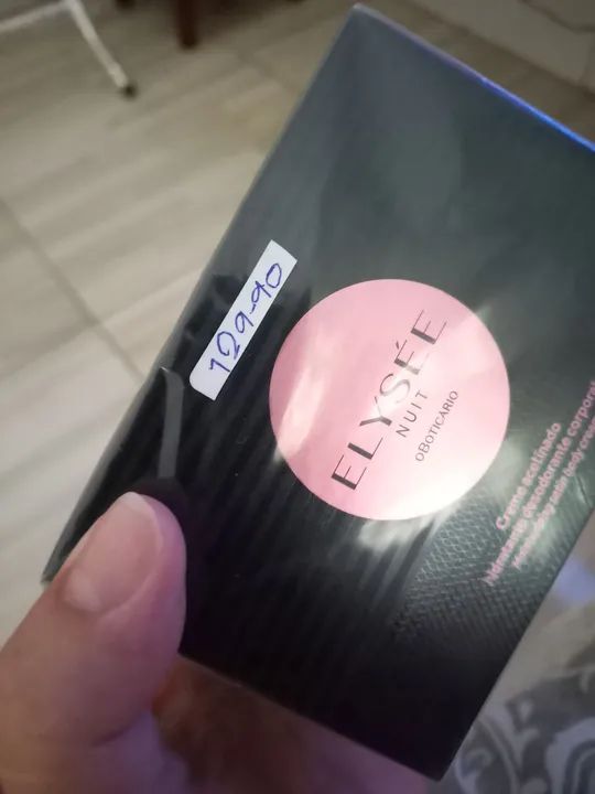 Creme Acetinado Hidratante Desodorante Corporal Elysée Nuit - Foto 2