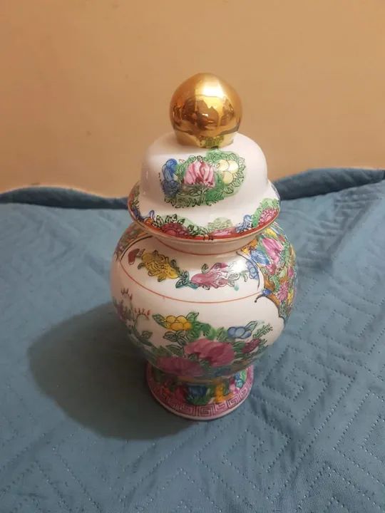 Vaso com Flores em Cerâmica - Vintage