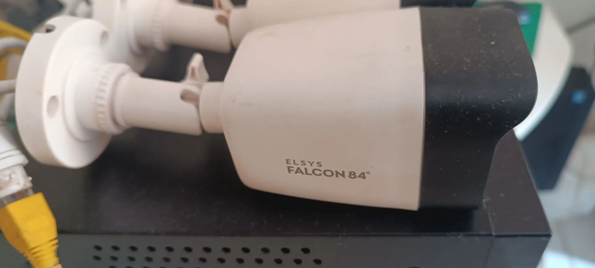 DVR com 4 Câmeras de Segurança ELSYS HD de 1Tera aceito propostas em dinheiro - Foto 2