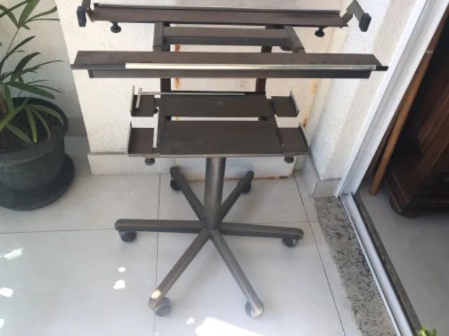 Mesa ajustável tv Gelli64341732158593120