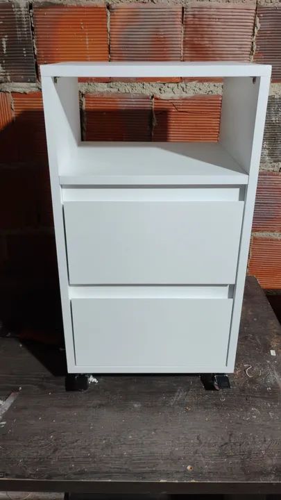 Mesa Lateral Branca com 2 Gavetas