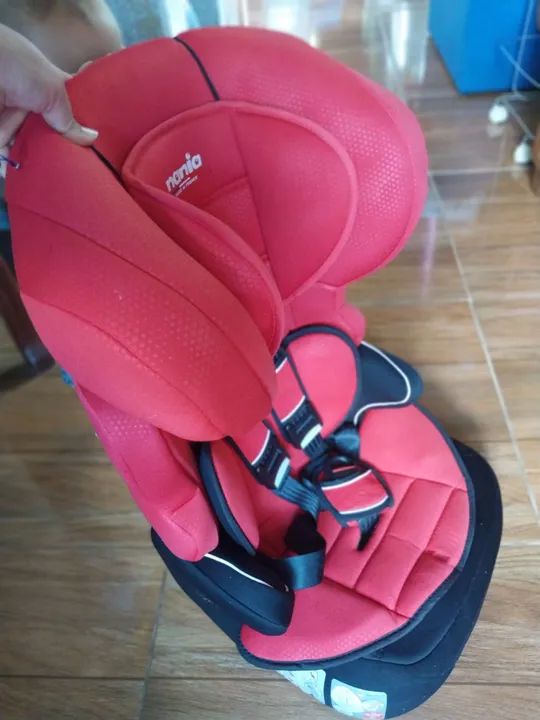 Cadeira de Carro para Bebê - Nania - Vermelha