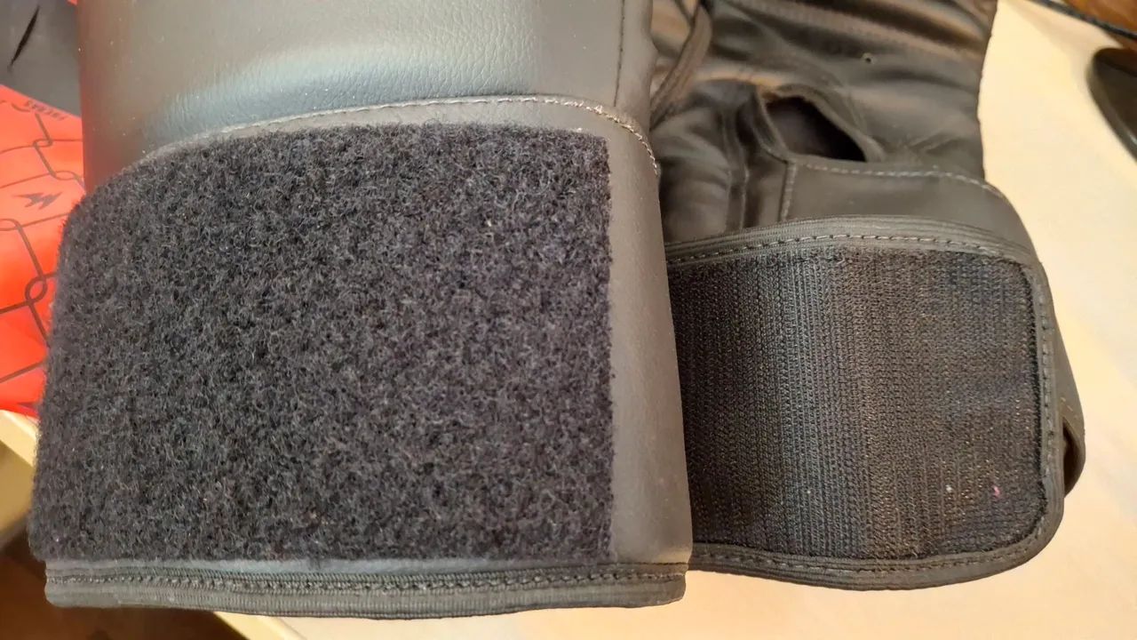 Luvas de Boxe - Fheras - Novas - Preta - Foto 3